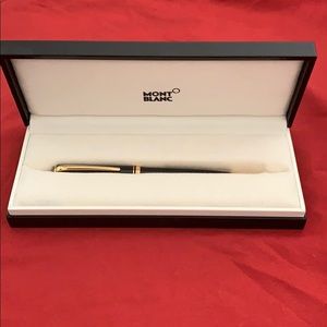 Mont Blanc- Meisterstück Rose Gold Pen